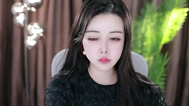 Snapshot of Qiaoqiao_ chatting on 01-21-25, 02:15 Qiaoqiao online show from 01-21-25, 02:15