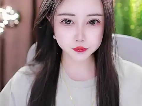 Snapshot of Qiaoqiao_ chatting on 02-16-25, 02:10 Qiaoqiao online show from 02-16-25, 02:10