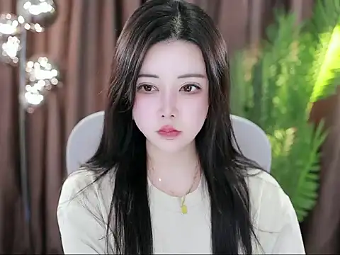Snapshot of Qiaoqiao_ chatting on 02-28-25, 05:04 Qiaoqiao online show from 02-28-25, 05:04