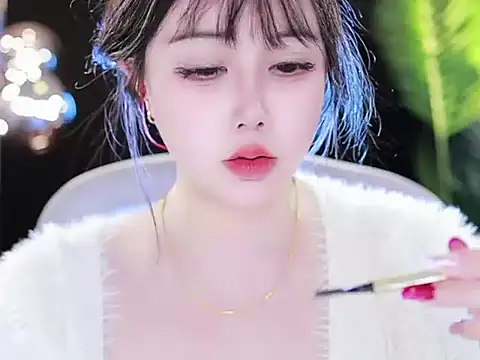 Snapshot of Qiaoqiao_ chatting on 03-15-25, 05:59 Qiaoqiao online show from 03-15-25, 05:59