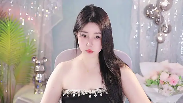 Snapshot of Qiaoqiao_ chatting on 09-12-25, 12:49 Qiaoqiao online show from 09-12-25, 12:49