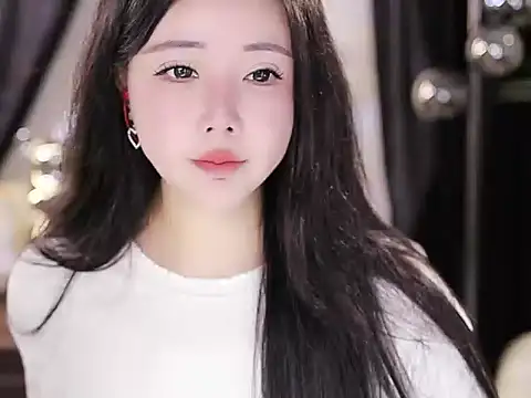 Snapshot of Qiaoqiao_ chatting on 10-02-25, 06:09 Qiaoqiao online show from 10-02-25, 06:09