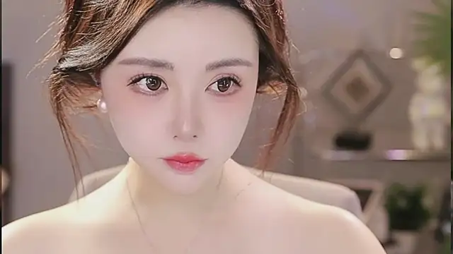 Qiaoqiao  online show from 02-11-26, 03:39