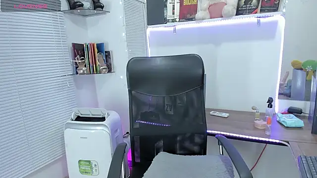 Snapshot of SWEETSAMY39715 chatting on 03-03-25, 04:35 SWEETSAMY39715 online show from 03-03-25, 04:35