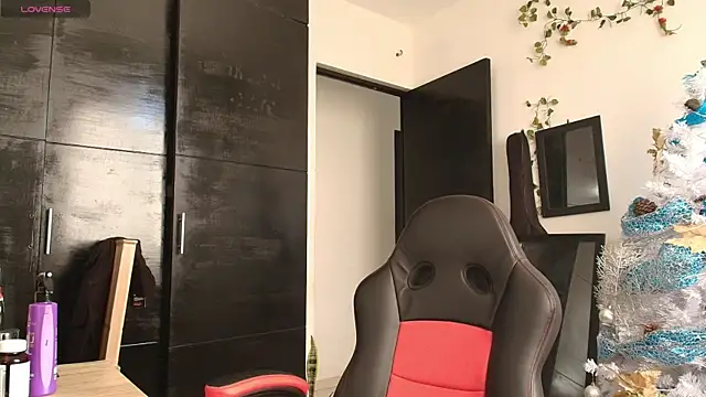 Haruto2001 online show from 12-16-24, 09:52