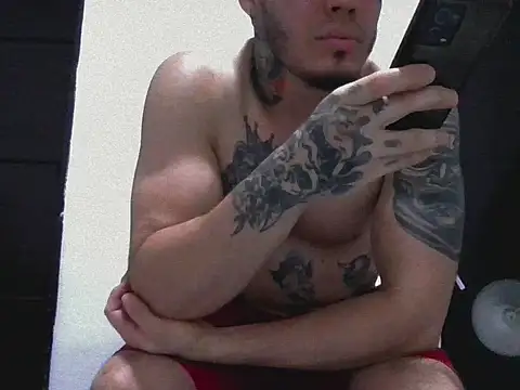 Snapshot of JAXXX367 chatting on 01-20-25, 05:27 JAXXX367 online show from 01-20-25, 05:27