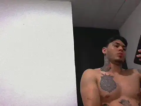 Snapshot of JAXXX367 chatting on 02-13-25, 05:44 JAXXX367 online show from 02-13-25, 05:44