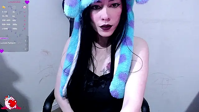 Snapshot of katty_8 chatting on 07-31-26, 05:18 katty 8 online show from 07-31-26, 05:18