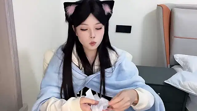 Q-ing online show from 01-21-25, 11:55