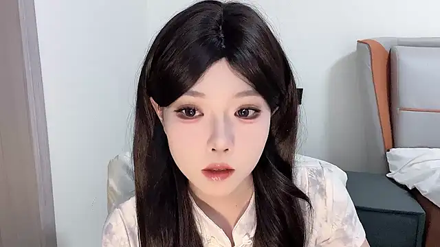 Q-ing online show from 02-18-25, 02:27