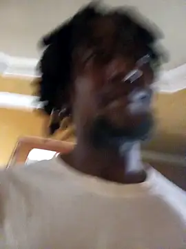 Snapshot of Hentaii001 chatting on 02-17-25, 11:13 Hentaii001 online show from 02-17-25, 11:13