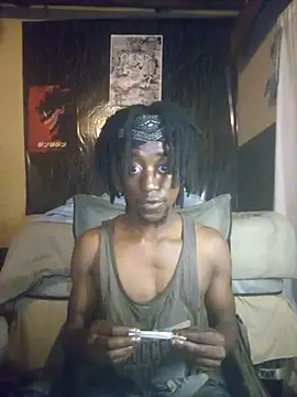 Snapshot of Hentaii001 chatting on 10-14-25, 02:56 Hentaii001 online show from 10-14-25, 02:56