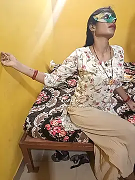 Snapshot of Rashili_Riya chatting on 09-16-25, 08:59 Rashili Riya online show from 09-16-25, 08:59