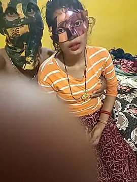 Snapshot of Rashili_Riya chatting on 09-22-25, 05:48 Rashili Riya online show from 09-22-25, 05:48