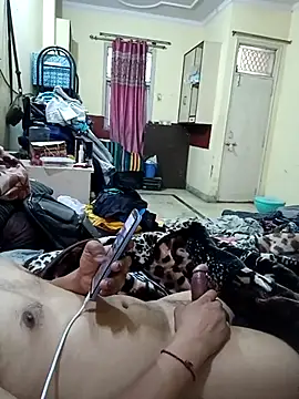 Snapshot of Spgaarya chatting on 03-30-26, 02:56 Spgaarya online show from 03-30-26, 02:56