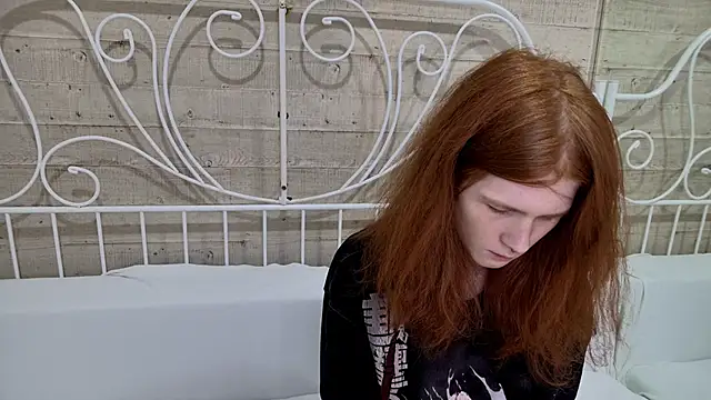 Snapshot of ZaynGraham chatting on 12-14-25, 04:01 ZaynGraham online show from 12-14-25, 04:01