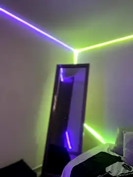 AmmyCollinsW online show from 09-17-25, 08:54