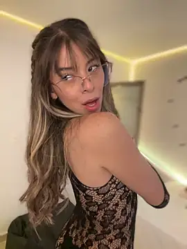 AmmyCollinsW online show from 10-26-25, 10:25