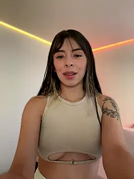 AmmyCollinsW online show from 12-03-25, 08:51