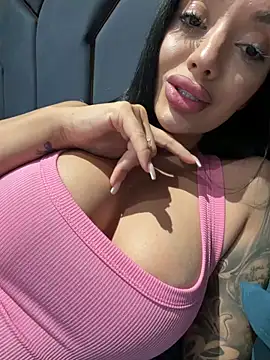 amirahylerr online show from 06-07-26, 06:44