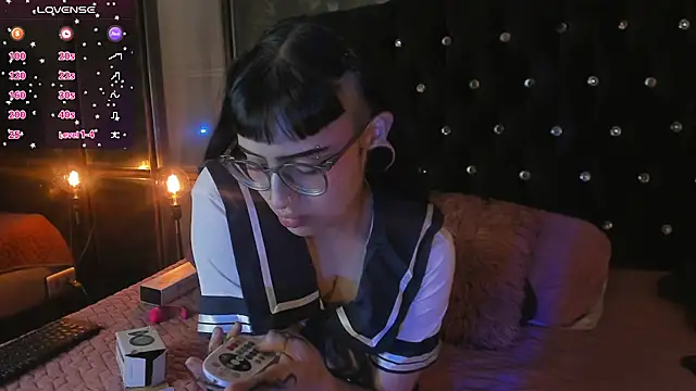 Snapshot of Cintya_Kros chatting on 10-29-25, 07:15 Cintya Kros online show from 10-29-25, 07:15