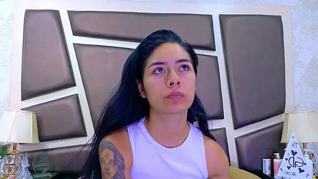 NicoleEsposito online show from 04-27-26, 12:47