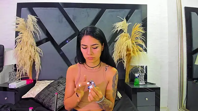 NicoleEsposito online show from 04-29-26, 12:59