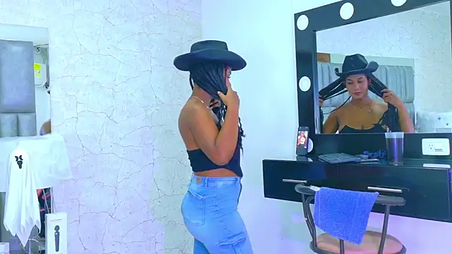 AlisonJaimes online show from 10-09-25, 01:42