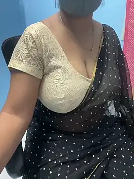 Snapshot of sajeetha chatting on 01-08-25, 03:50 sajeetha online show from 01-08-25, 03:50