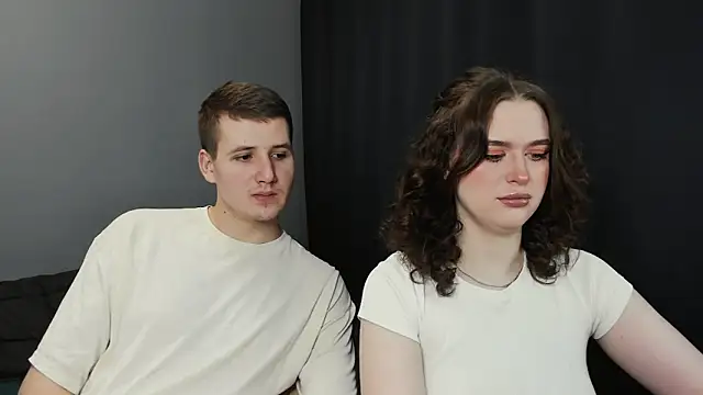 Snapshot of Pinku_kitsune chatting on 02-22-25, 01:11 Pinku kitsune online show from 02-22-25, 01:11