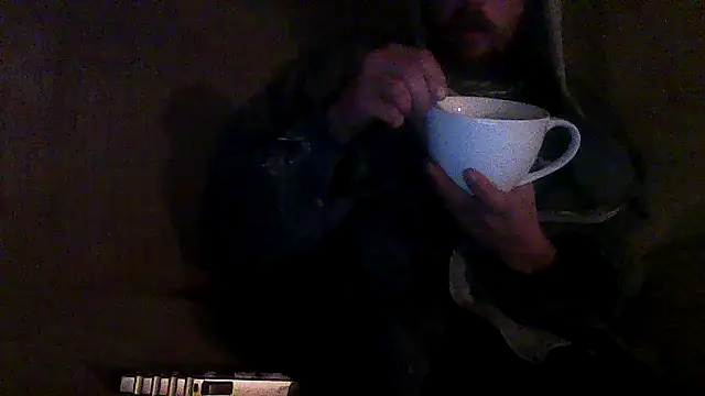 Snapshot of luke_thighwalker2469 chatting on 12-14-25, 01:16 luke thighwalker2469 online show from 12-14-25, 01:16