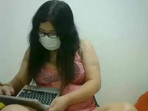 Snapshot of ryoko6681 chatting on 12-28-24, 01:49 ryoko6681 online show from 12-28-24, 01:49