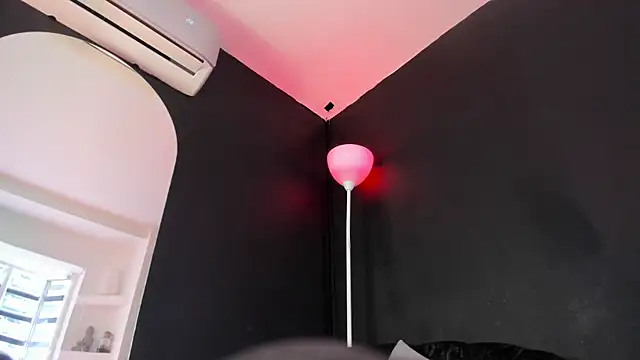 Snapshot of ALICEPOIXXXON chatting on 12-21-24, 05:07 ALICEPOIXXXON online show from 12-21-24, 05:07