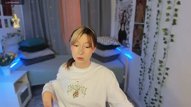 SaintGirl online show from 01-14-25, 03:36