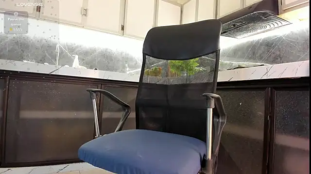 Snapshot of antony_bigdick_ chatting on 12-03-25, 01:24 antony bigdick online show from 12-03-25, 01:24