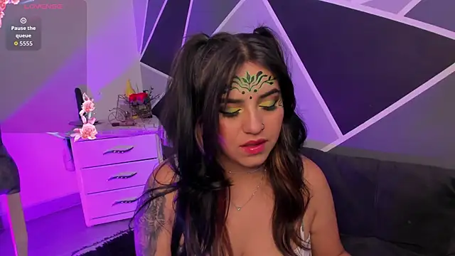 Snapshot of alyssa_magiic chatting on 01-07-26, 06:21 alyssa magiic online show from 01-07-26, 06:21