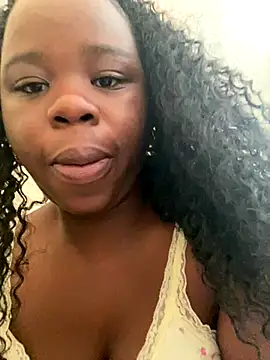 Snapshot of DarkBerry87 chatting on 11-27-25, 04:25 DarkBerry87 online show from 11-27-25, 04:25