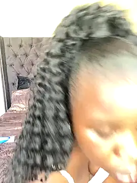 Snapshot of DarkBerry87 chatting on 12-02-25, 05:35 DarkBerry87 online show from 12-02-25, 05:35