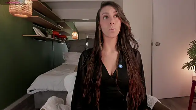 luna willians online show from 11-26-25, 01:45