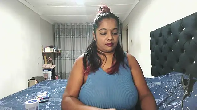 Indianmayaxoxo online show from 10-16-25, 05:36
