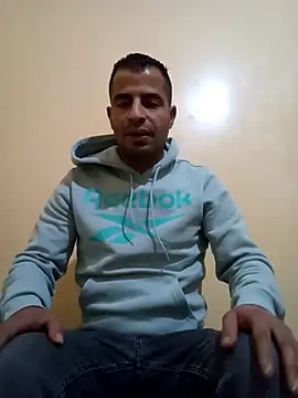 Snapshot of Bisex_activ19 chatting on 12-11-24, 07:03 Bisex activ19 online show from 12-11-24, 07:03