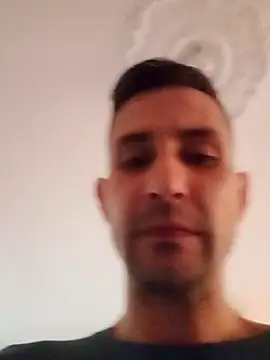 Snapshot of cazaperdidas chatting on 10-05-25, 06:28 cazaperdidas online show from 10-05-25, 06:28