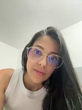 Snapshot of Antonellaa_Gomez chatting on 01-21-25, 10:08 Antonellaa Gomez online show from 01-21-25, 10:08