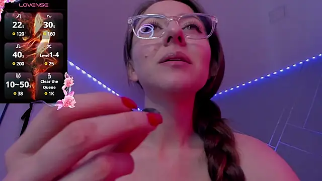 Snapshot of Ich_Bin_Julia chatting on 01-08-25, 05:05 Ich Bin Julia online show from 01-08-25, 05:05