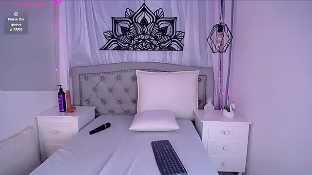 Ariana ceballos online show from 02-13-25, 11:39