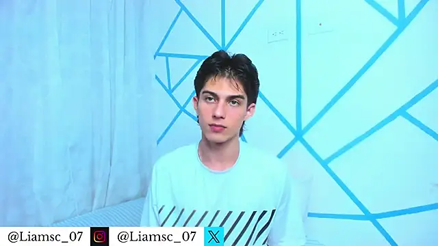 liam scott77 online show from 06-09-26, 08:42