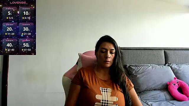 Snapshot of sara_maisa chatting on 01-07-25, 05:53 sara maisa online show from 01-07-25, 05:53