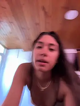 Barbielatinas online show from 12-14-25, 06:34