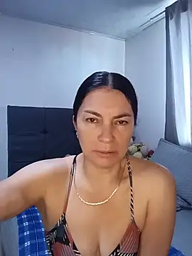 renata hot1 online show from 06-19-26, 06:45