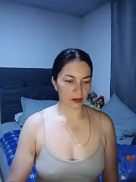 renata hot1 online show from 06-23-26, 02:42